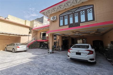 royal club guest house peshawar|Royal Club Guest House in the city Peshawar.